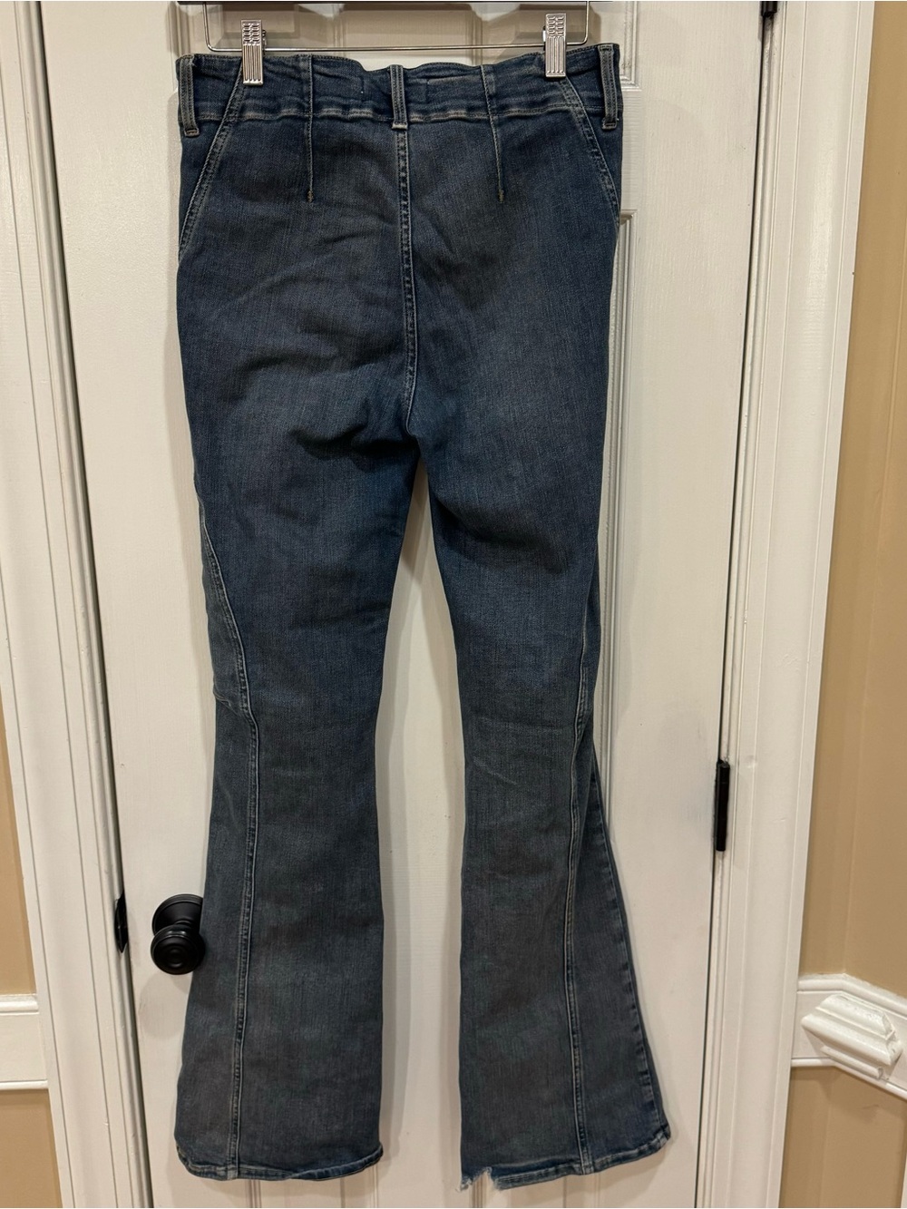 FREE PEOPLE Women's We the Free Mamba Mid-Rise Flare Jeans | Size 28 - Picture 10 of 12